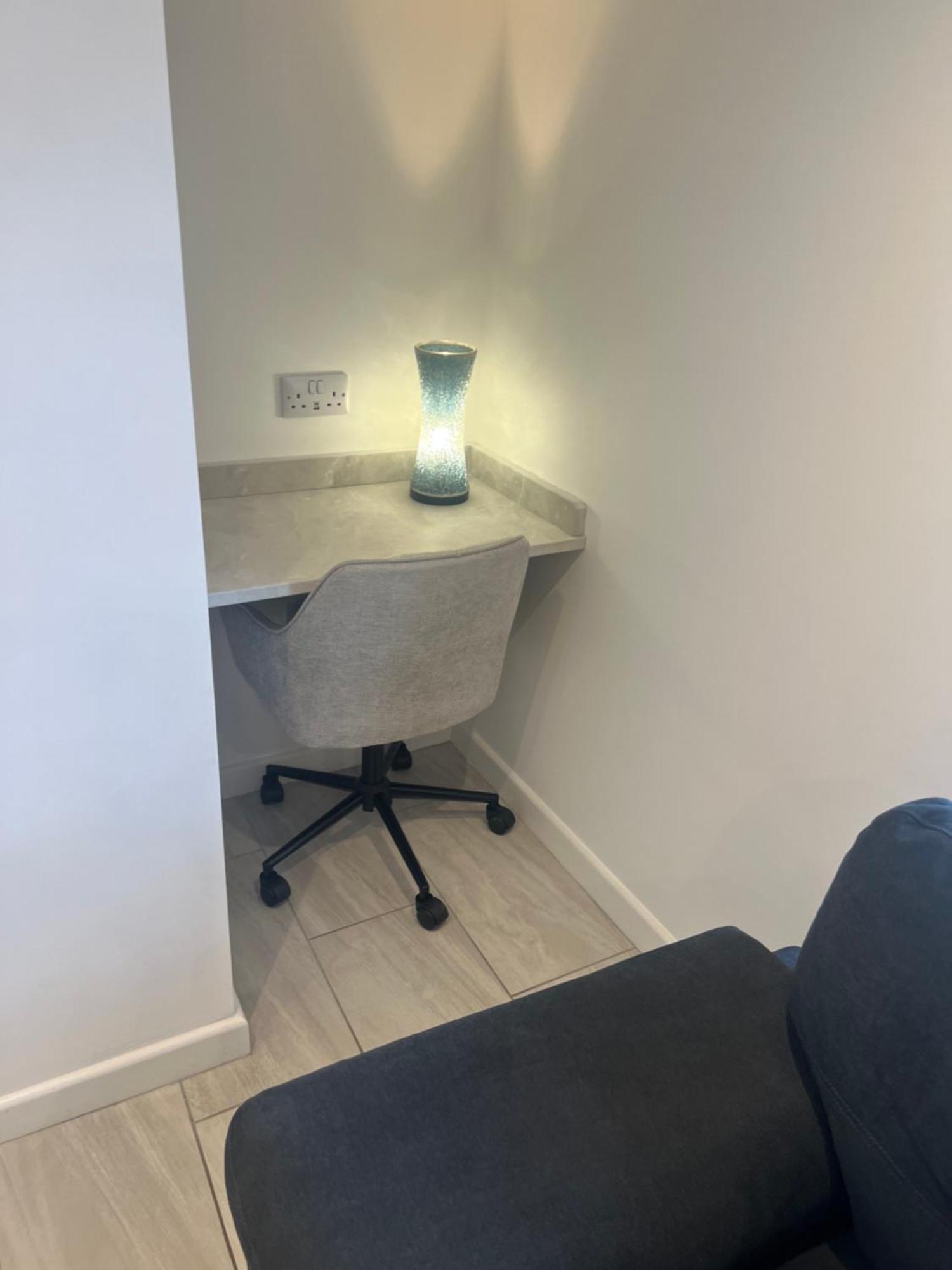 Stylish 1 Bed Apartment In Bicester Town Centre ภายนอก รูปภาพ